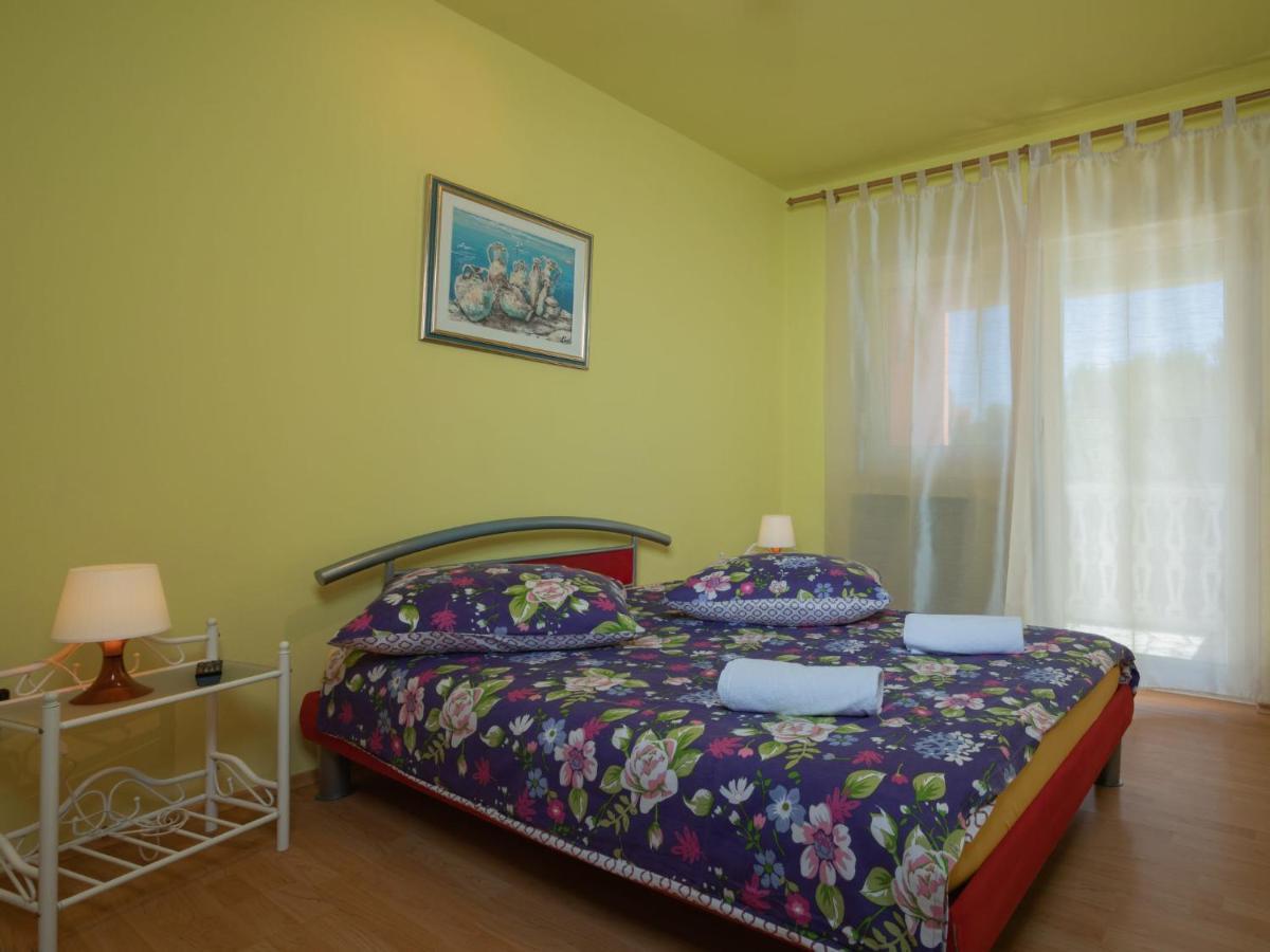 Holiday Home Lola - Lbn381 By Interhome Лабин Екстериор снимка